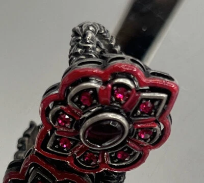 Nuevo con caja Auténtico GUCCI Anillo de Cristal Rojo Gucci Flor Anillo Hecho en Italia, Talla Única Foto 1 de 4