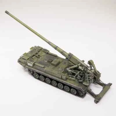 AM Russian Peony 2S7M Self-propelled Howitzer M-1975 #131 Finished Model 1/72  - Image 1 of 4