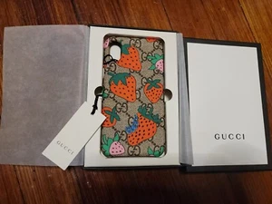 NWT Gucci G G Supreme IPhone Case with Strawberry Design Fits X / XS- NIB - Photo 1 sur 10