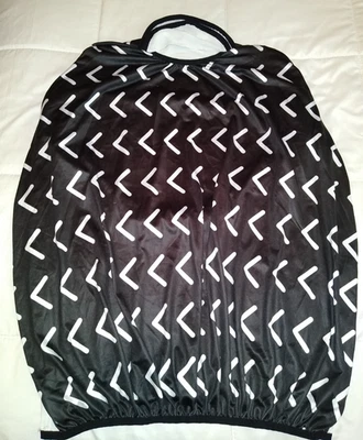 Toldo/cubierta para asiento de coche con patrón blanco y negro Foto 1 de 4