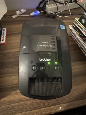 Brother QL-710W Desktop Labelprinter Thermal Transfer Drucker USB - PRINTS OK - Bild 1 von 2