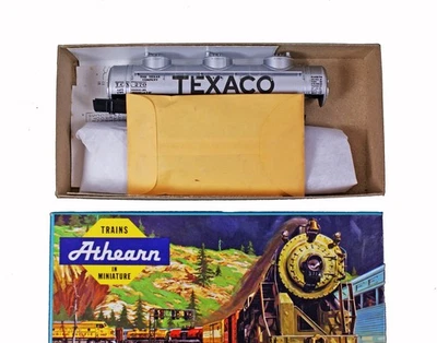 Coche cisterna Athearn 3 cúpulas, Texaco, esquema plateado kit escala HO #1501, NUEVO DE STOCK Foto 1 de 3