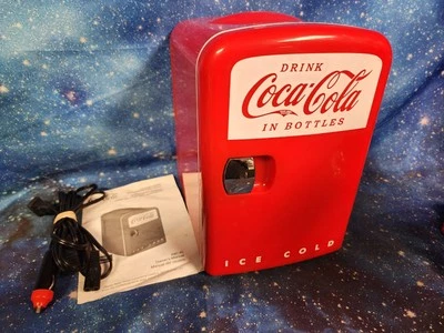 Official Coca-Cola 6 Can Retro Personal Fridge COOLER & WARMER - KOOLATRON - Image 1 of 4
