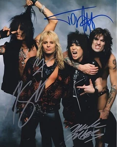 Motley Crue 1985 Poster With Vince Neil Tommy Lee Mick Mars & Nikki Sixx - Picture 1 of 1