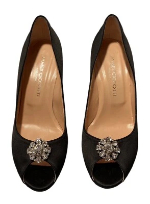 James Ciccotti Italia Negro Milena Gatito Tacones Swarovski Peep Toe 37 1/2 Zapatos 7 Foto 1 de 4