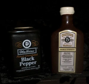 Vintage Watkins Vanilla and Black Pepper Salt & Pepper Shakers Good Condition - Picture 1 of 4