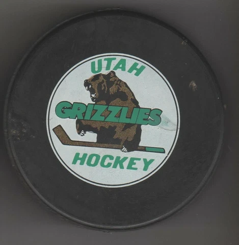 Utah Grizzlies 1996 Orlando Solar Bears T Cup Finals IHL Hockey Puck Duelie BEAR Cover