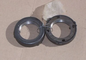 87 - 97 OBS FORD F250 F350 10.25 REAR AXLE SPINDLE RATCHET NUTS PAIR RH LH OEM - Picture 1 of 4