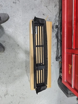  Original Nissan Rogue Obturador 2021-2024 Conjunto-Radiador OE 21421-6RA0A Foto 1 de 4