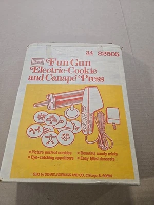 Vintage Sears Fun Gun 82505 Electric Cookie& Canapé Press W/ Book WORKS! - Image 1 of 4