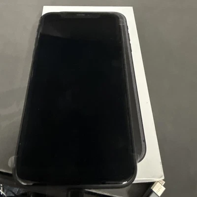 total wireless Iphone11 Open Box New !! - Image 1 of 4