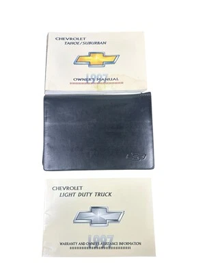 1997 Chevrolet Tahoe/Suburban Owners garantia manual com estojo - Imagem 1 de 4