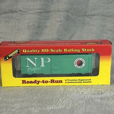 Roundhouse HO Scale Northern Pacific 40’ AAR Box Car #42311 NIB RTR - Image 1 of 4