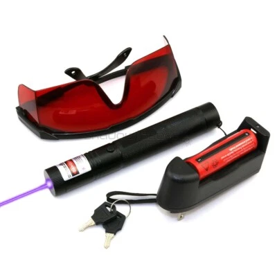 PS3 405nm Adjustable Focus Purple Laser Pointer &Battery & Charger & Goggles - Image 1 of 4