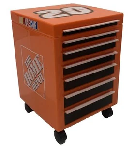 2005 NASCAR Tony Stewart (20) ￼ Home Depot, MINI WAR PIT WAGON Joe Gibbs Racing - Picture 1 of 4