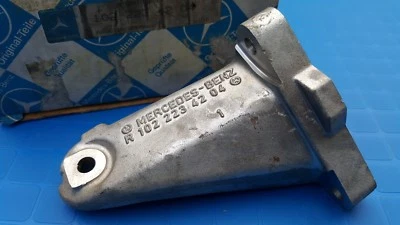 Soporte de montaje motor mercedes-benz w201 w123 w124 190 190e 200 230 1022234204 Foto 1 de 4