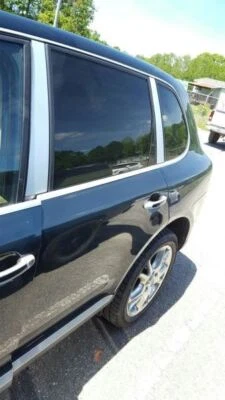Puerta trasera izquierda verde azulado oscuro LM6W OEM 2003 2004 2005 Porsche Cayenne Foto 1 de 4