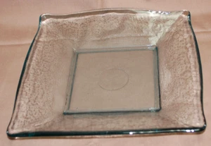 Cuenco poco profundo cuadrado transparente de vidrio grueso 12 3/4" x 2 1/8" pesado vintage T1632 - Imagen 1 de 12
