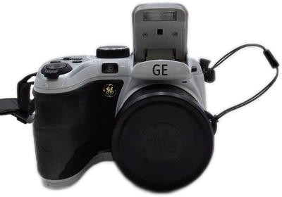 GE X500 12.1MP Bridge Digital Camera 15x Optical Zoom White  - Image 1 of 4