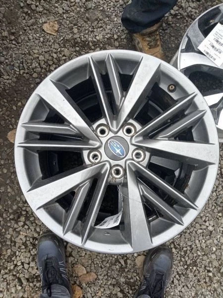 WRX       2022 Wheel 140848 Foto 1 de 1