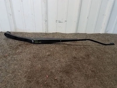 Subaru Impreza WRX 2003 brazo limpiaparabrisas derecho pasajero Foto 1 de 4