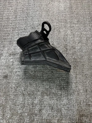 福特逃生进气软管管 2010 — 第 1/4 张图片