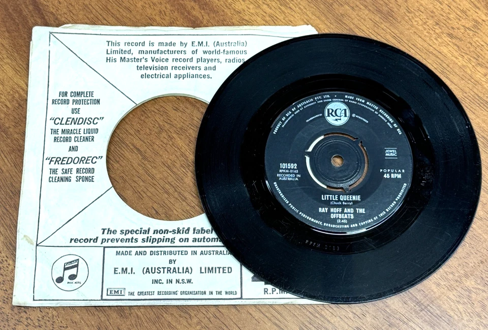 Ray Hoff And The Offbeats* — Little Queenie — винил, 7 дюймов, 45 об/мин, моно — 1965 AUS - Изображение 1 из 3