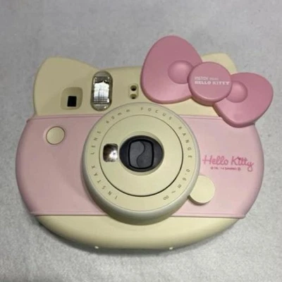 FUJIFILM instax mini Hello Kitty Foto 1 de 4