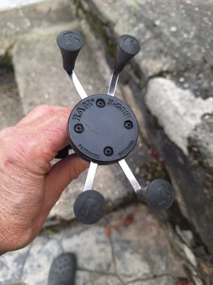 Soporte para teléfono celular RAM X-Grip motocicleta Foto 1 de 3