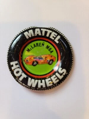Insignia de botón vintage Mattel Hot Wheels 1968 McLaren M6A Foto 1 de 2