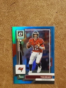 Bucaneros Donruss Optic Tom Brady Aqua Prizm #131/299 Tampa Bay 2022 - Imagen 1 de 2
