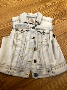 Vintage Denim Avenue Jean Womens Vest Button Up Skull Trucker Light Wash 14-16 - Picture 1 of 6
