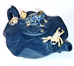 Vintage Chinese Yixing Zisha Clay Handmade Exquisite Teapot Carved Frog Signed  - Picture 1 of 22