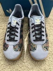 New In Box Adidas X Liberty London Kids Gazelle Sneaker In Size 4. - Picture 1 of 3