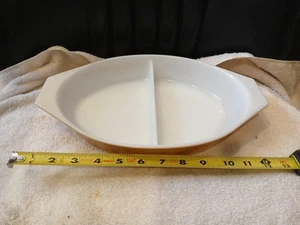 Cazuela dividida vintage Pyrex 1,5 cuartos de galón #34 marrón/oro americano temprano sin tapa - Imagen 1 de 9