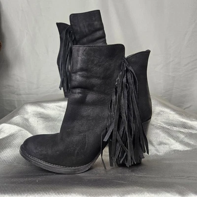 Steve Madden Black Leather Fringed Ankle Booties Block Heel Zipper Women's - Image 1 of 4