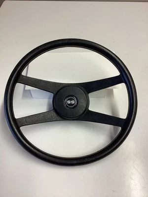 Chevrolet Camaro Corvette 1970-81 volante negro, 9752585 Foto 1 de 4