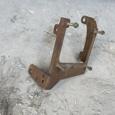 1987 1993 FORD MUSTANG IGNITION COIL BRACKET 5.0 302 2.3 GT LX COBRA FOXBODY - Image 1 of 3