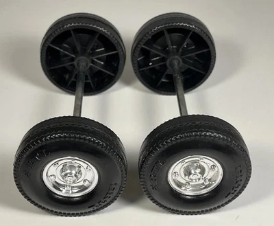 Bonito Juego de Ruedas y Ejes de Camión Ertl Vintage Piezas Restauración Personalizado Foto 1 de 4