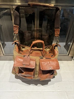 Bolso de viaje Will Leather Goods de lona verde de cuero para llevar el fin de semana Foto 1 de 4