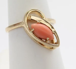14k Yellow Gold Marquise Shaped Ladies Ring - Picture 1 of 4