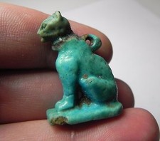 Zurqieh -Q128- Ancient Egypt. Faience Cat Amulet. 600 B.C