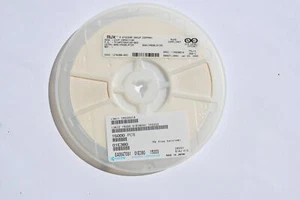 CONDENSADOR DE CERÁMICA AVX 0201YA680JAT2A 0201 68PF 16V NPO 5% RoHS 100 PIEZAS - Imagen 1 de 1