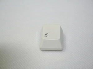 SINGLE KEY - GENUINE APPLE KEY 6 NUMPAD FROM M7803 PRO KEYBOARD - UK SELLER - Picture 1 of 3