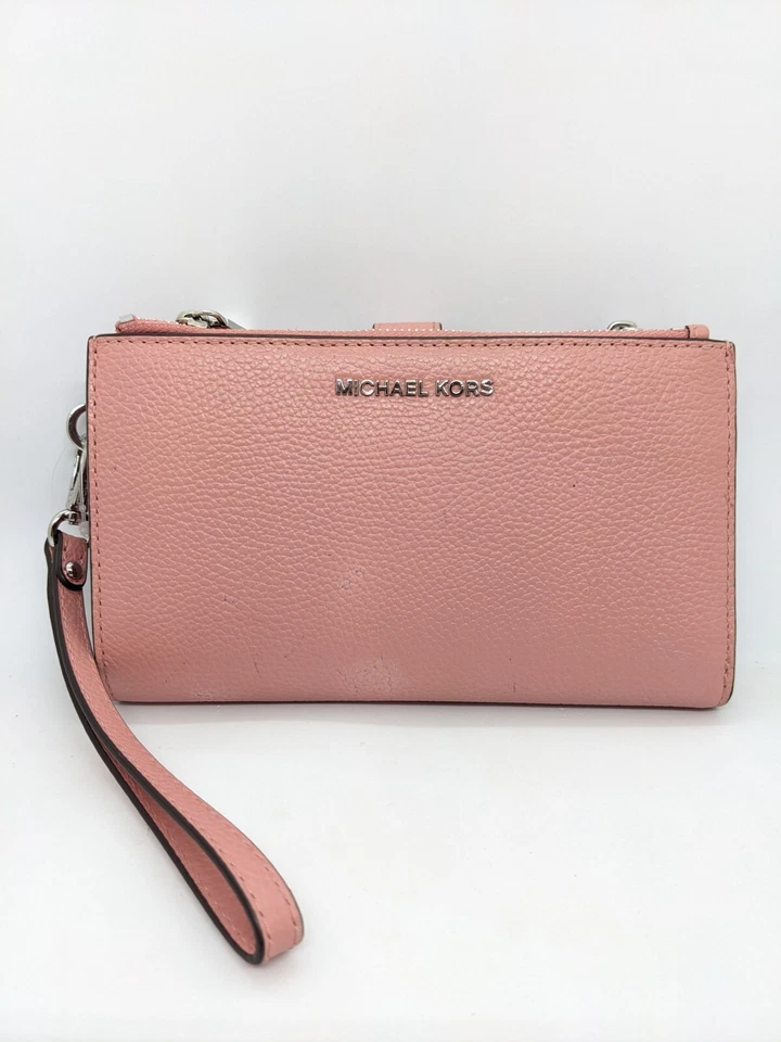 Carteira de telefone Michael Kors Adele Jet Set logotipo zíper duplo couro pulseira (usada) ~ - Imagem 1 de 4