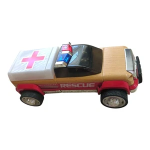 Automoblox Rescue Truck 2013 entworfen von Calello - US-Verkäufer aus Holz - Bild 1 von 8