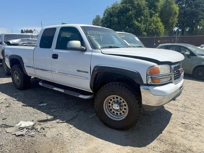 Manija de puerta exterior delantera izquierda usada se adapta a: 2000 GMC Sierra 2500 puerta de camioneta delantera Foto 1 de 4