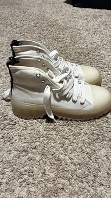 ¡Zapatillas Zara de Lona Goma! Foto 1 de 4