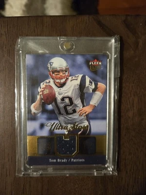 Patch usado jogo Fleer Ultra Tom Brady Ultra Stars 2007. #US-BR - Imagem 1 de 2