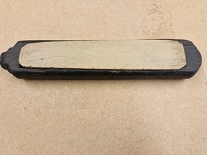 Vintage Light Coloured Natural Oil Stone. Sharpening Stone - Picture 1 of 6